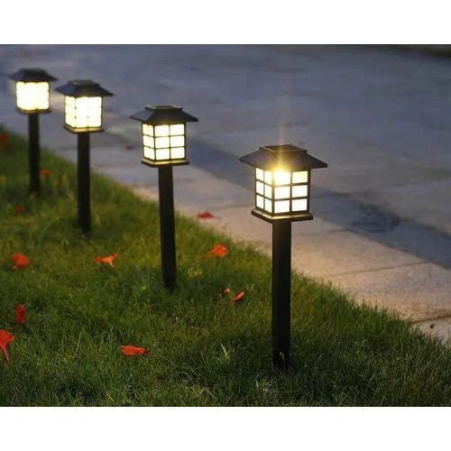 Đèn led năng lượng mặt trời trang trí sân vườn